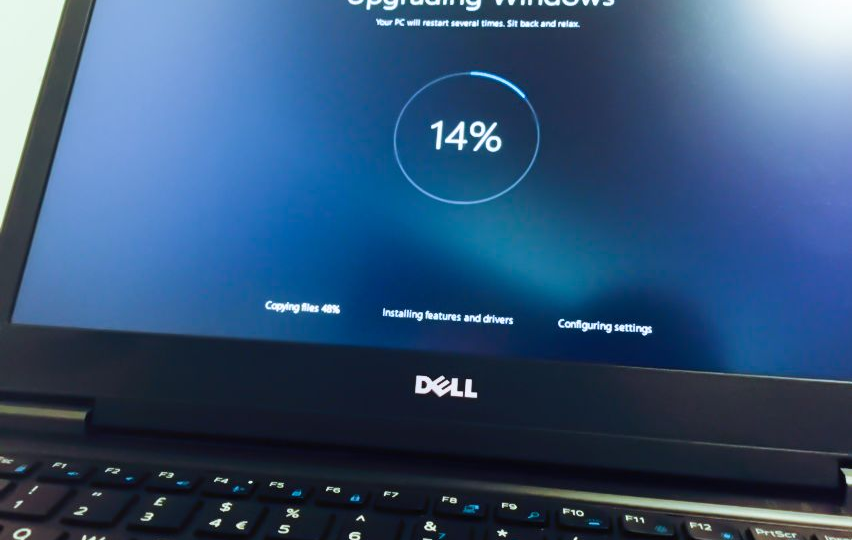 КАК ОБНОВЛЕНИЯ WINDOWS ВОРУЮТ ГИГАБАЙТЫ И ПОЧЕМУ ИХ МОЖНО ОТКАТИТЬ