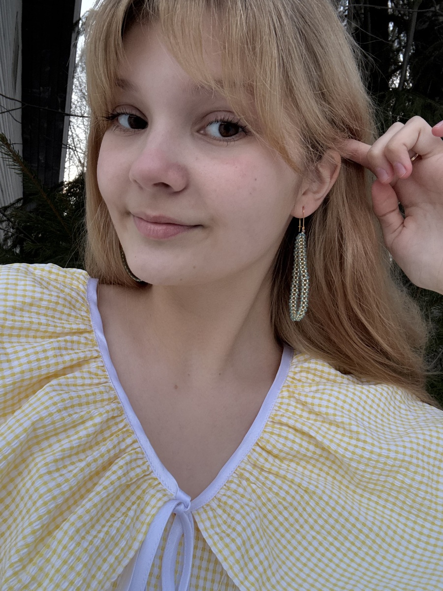 Серёжки из бисера на лето🩵