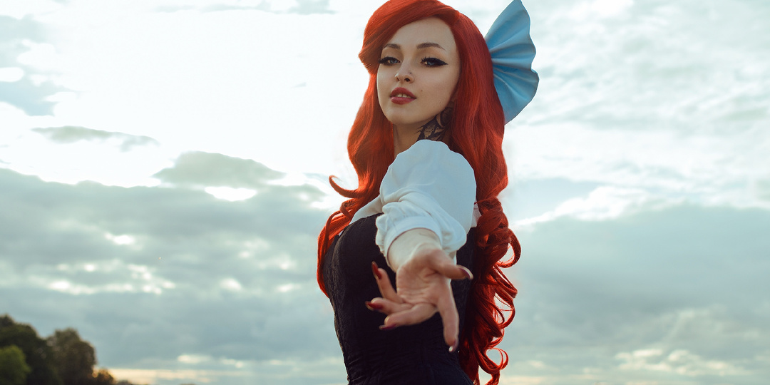 Редкие образы, большие сцены и любовь к себе: путь AMELIE JON