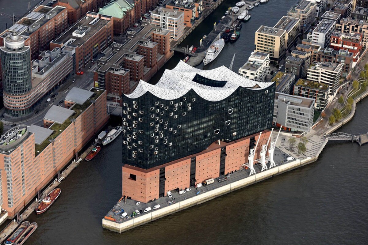  © Elbphilharmonie