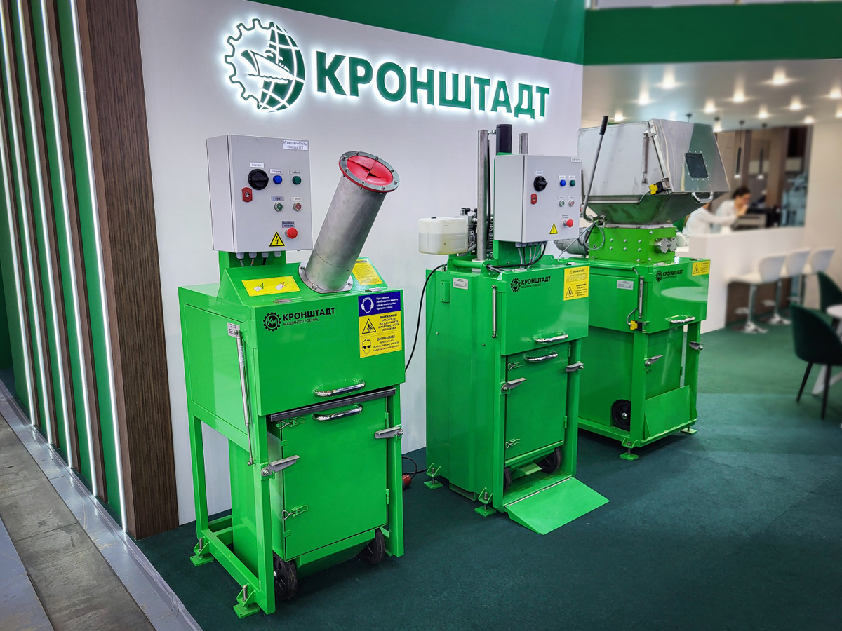 Стенд с оборудованием от компании "Кронштадт" был представлен на выставке "Нева-2025" / Фото: "Компания "Кронштадт"  📷
