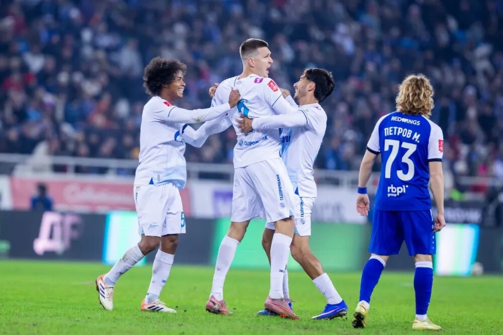 Александр Соболев сейчас главный страйкер "Зенита". Фото ФК ЗЕНИТ 