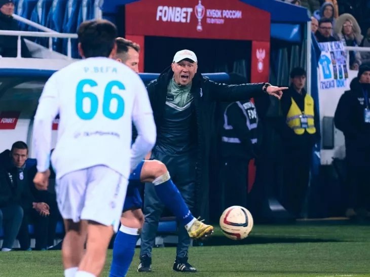    Главные события 20-го тура РПЛ: ЦСКА летит в пропасть, потеря «Спартака», боль Талалаева Фото #2