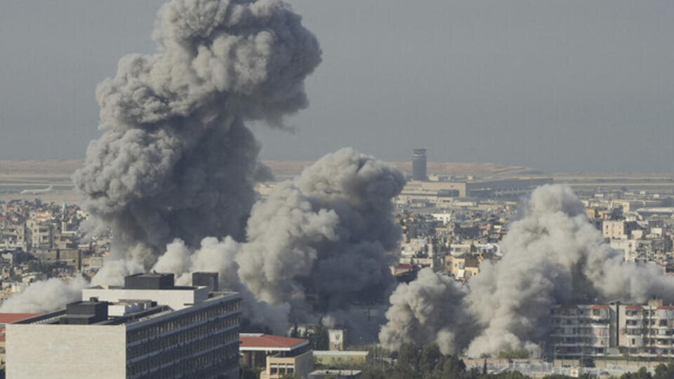     Иран поблагодарил США за подтверждение атак из стран Ближнего Востока REUTERS/Mohammed Yassin