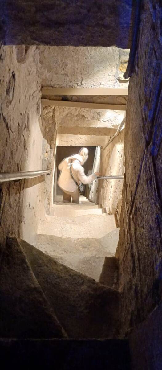 Лестница в водохранилище. 