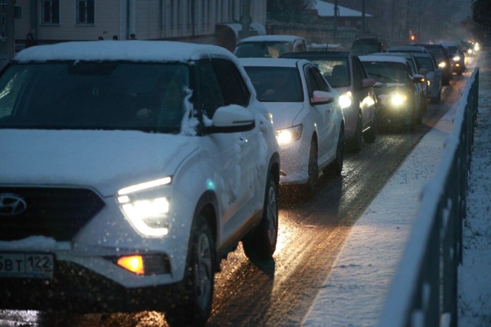    Пробка в Барнауле. Источник: Олег Укладов