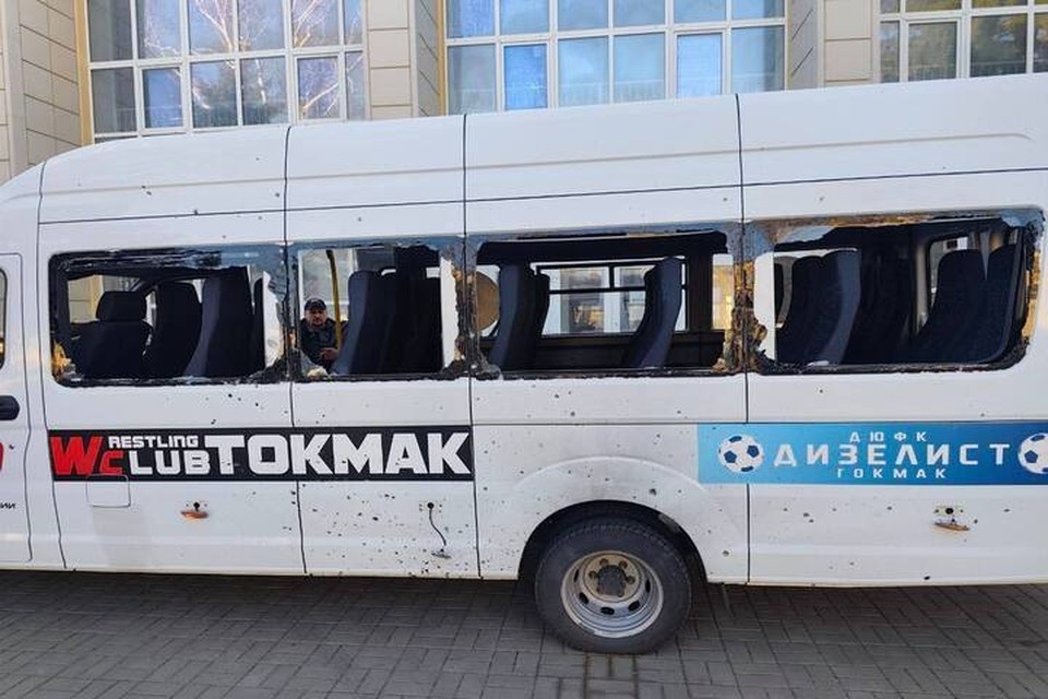    Автобус с футбольной командой был атакован ВСУ. Фото: тг-канал Евгения Балицкого