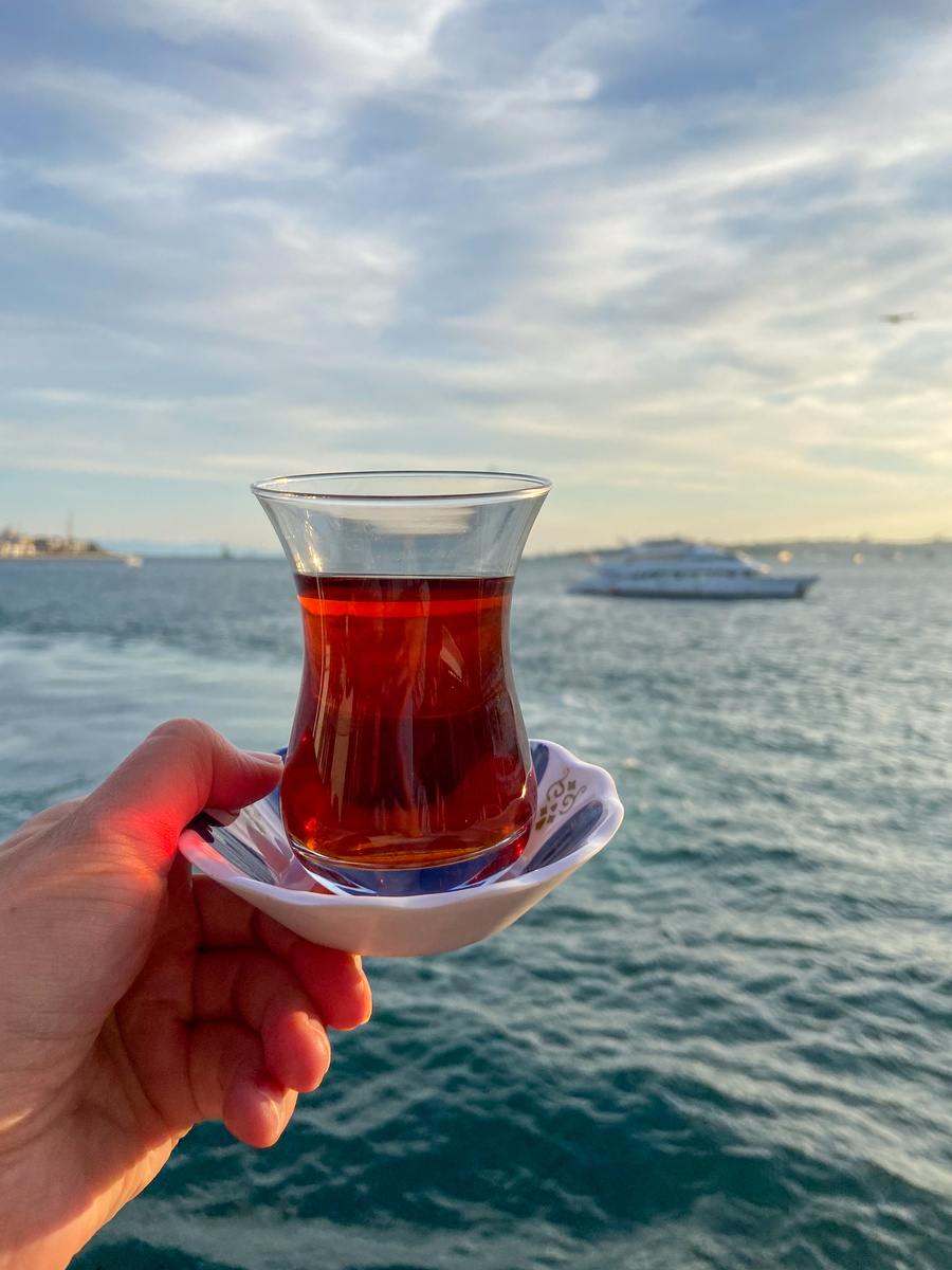 Турецкий чай на пароме