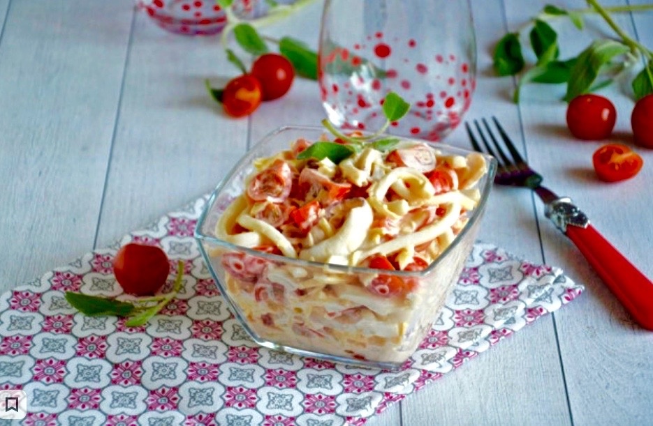 Салаты из кальмаров. Рецепты.
