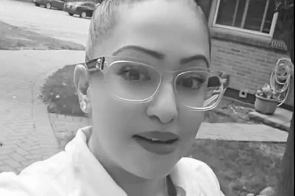    В Канаде убита певица и политическая обозревательница Нэнси Гревал