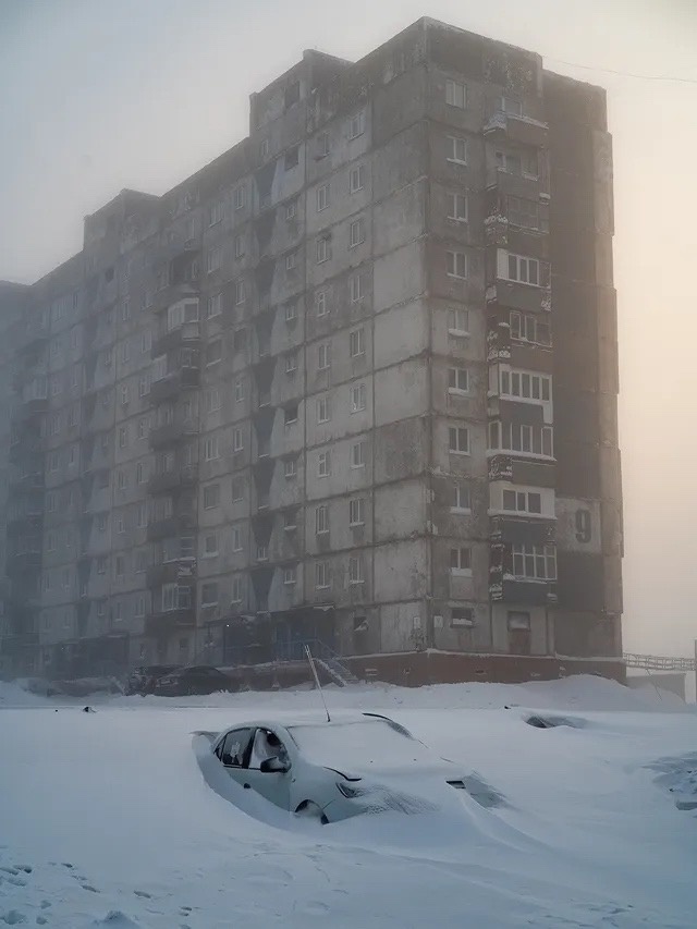 Городские пейзажи Норильска. Автор: Анатолий Войтович, © 2026 год