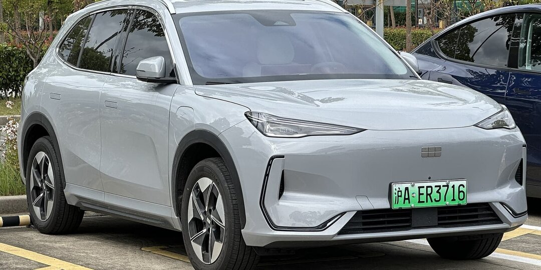 Mercedes впервые доверил платформу разработчикам в Китае