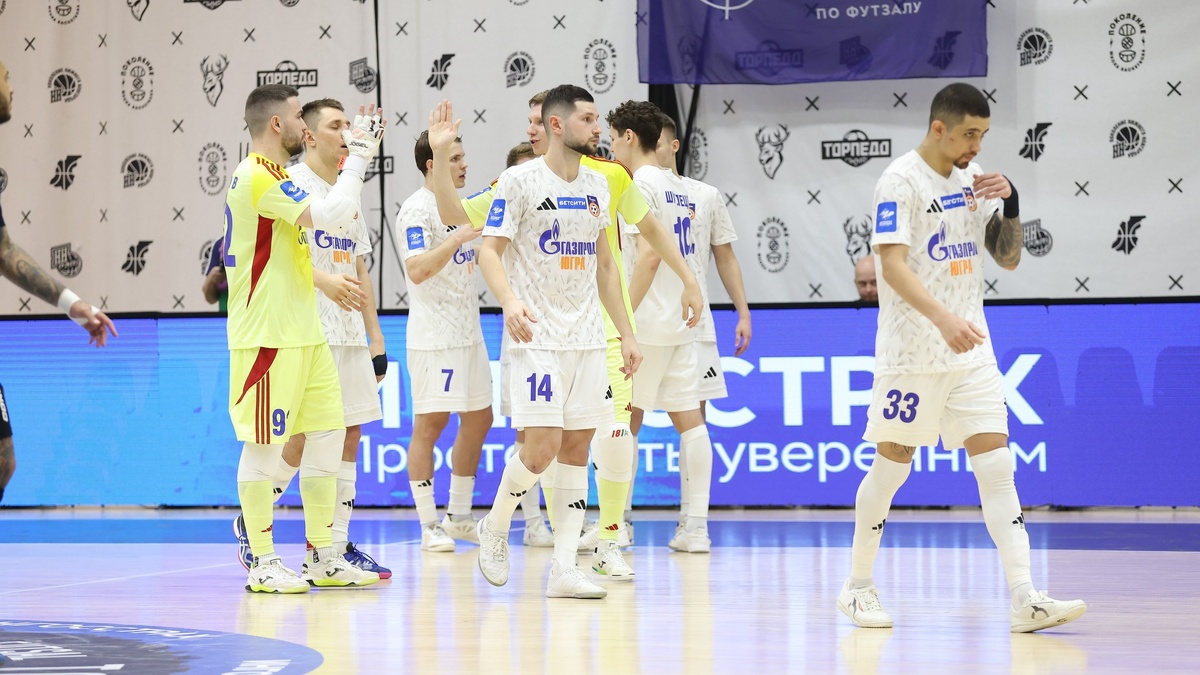    Гол вратаря Зураба Калмахелидзе помог «Газпром-Югре» обыграть «ИрАэро»