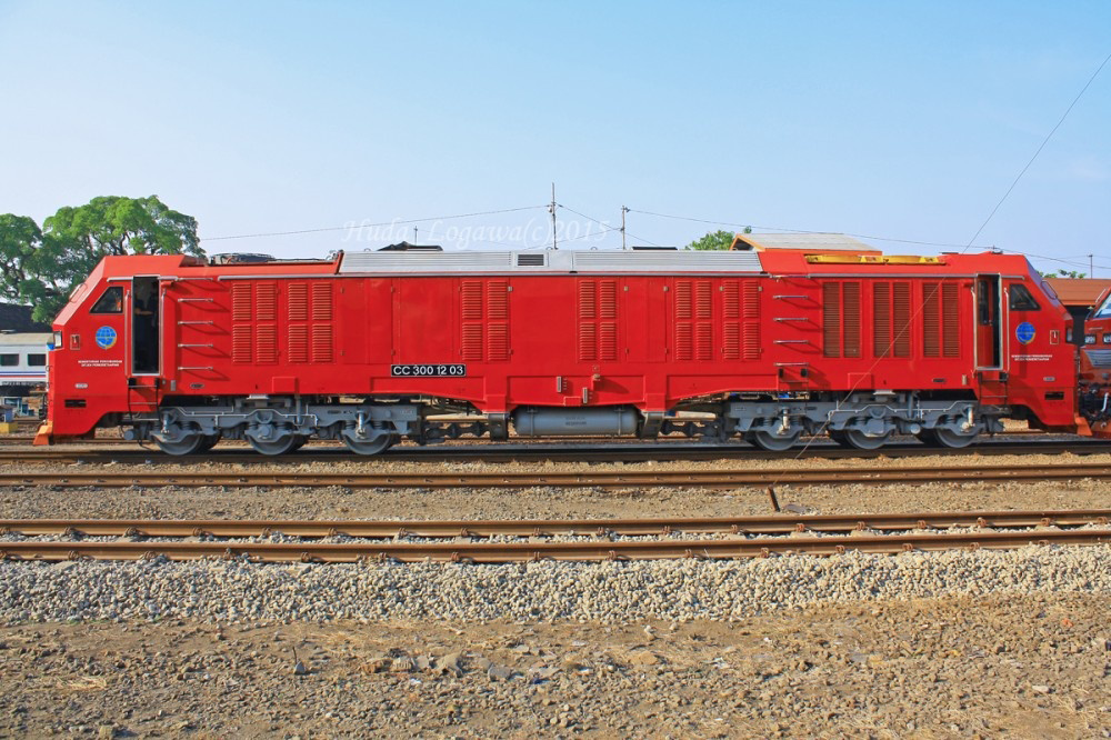 Локомотив INKA CC300 