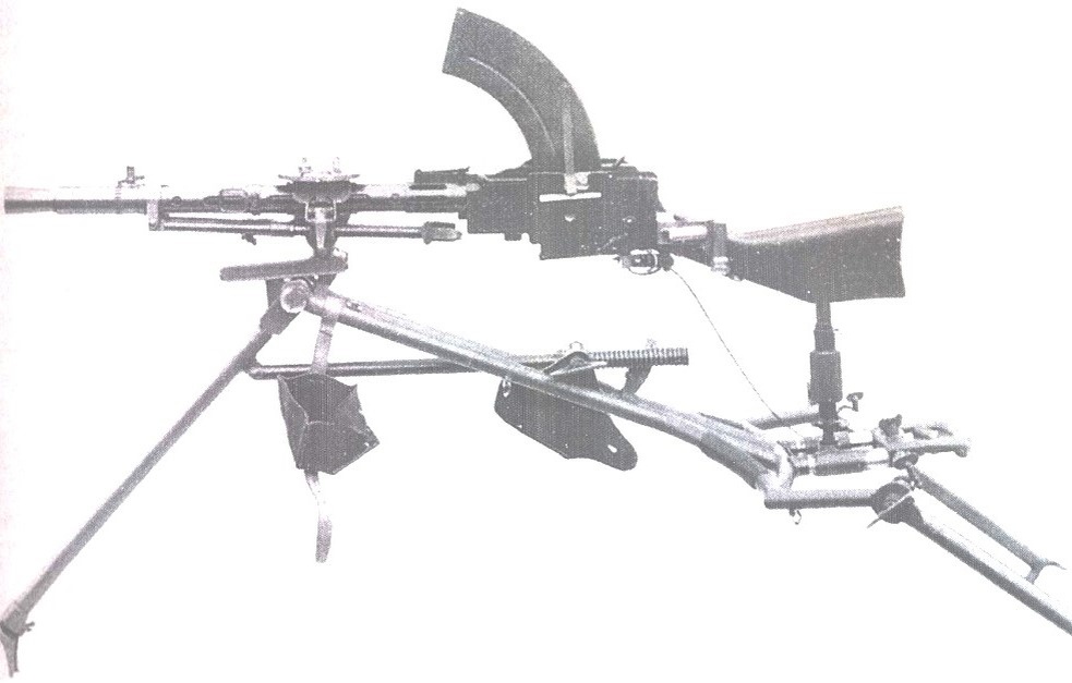 Ручной пулемет Мадсена на "мягком" станке.