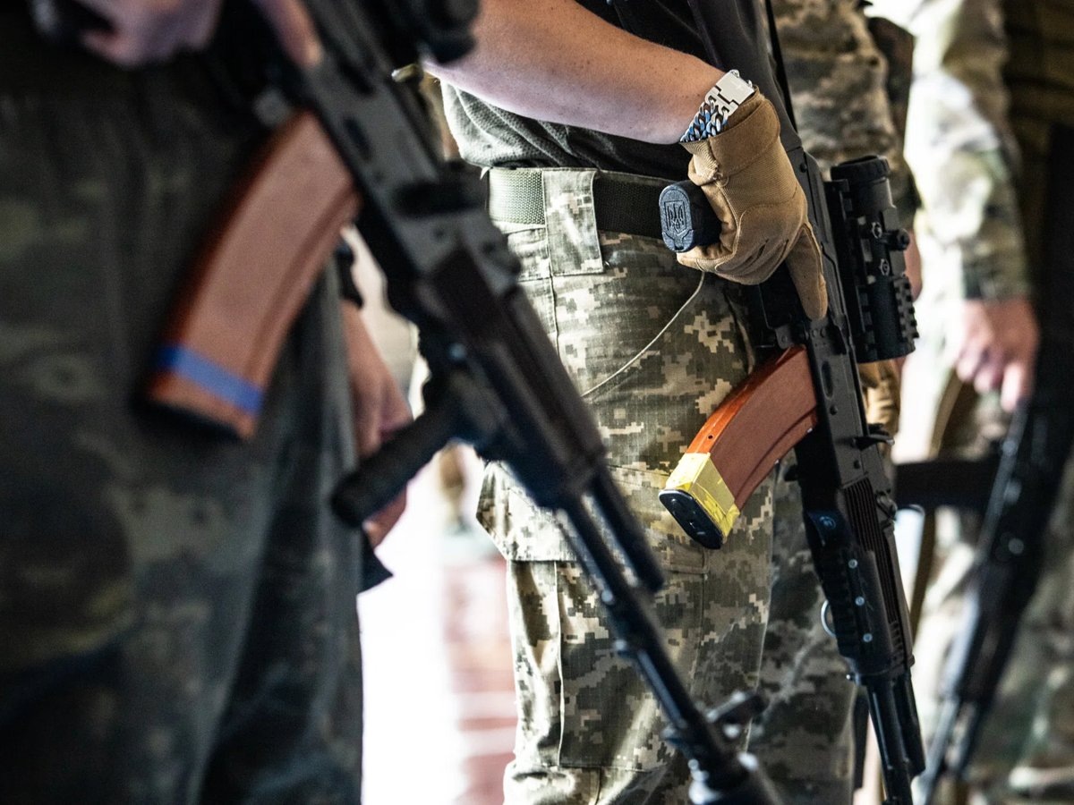     Украинские диверсанты решили поискать патронов на территории, контролируемой ВС РФ