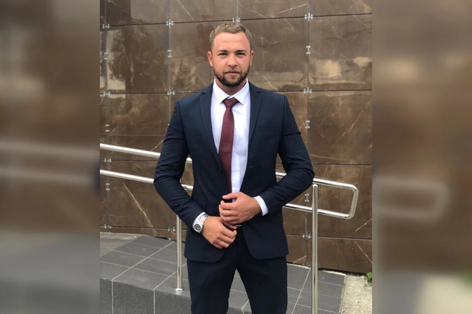 Общественника допросили и провели опрос, а после отпустили. Фото: Азат Туймасов