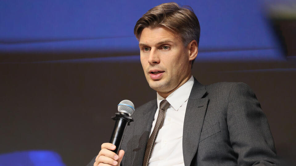     Баканов: Россия выступает за свободу космоса от любых видов оружия Виталий Смольников/ТАСС