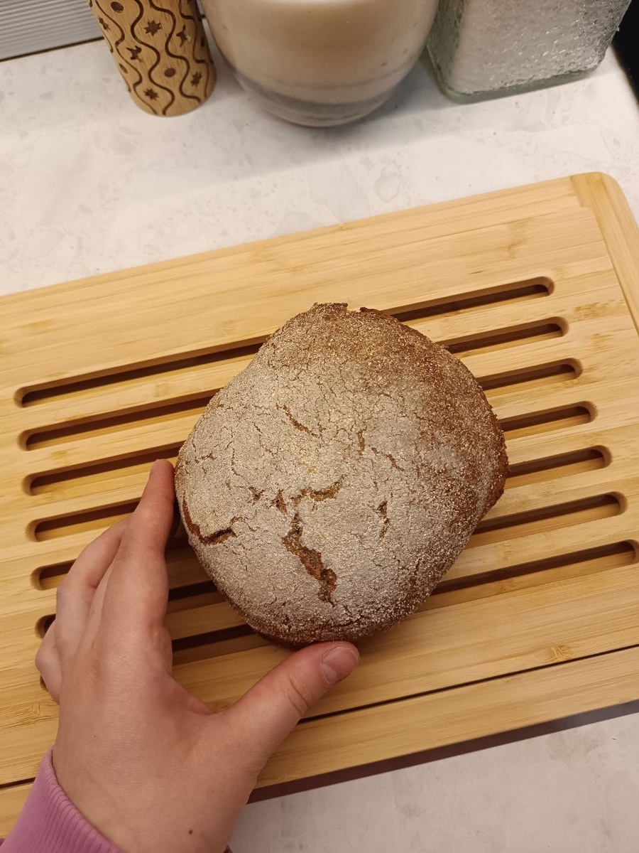 В этом ржаном хлебе 450 г