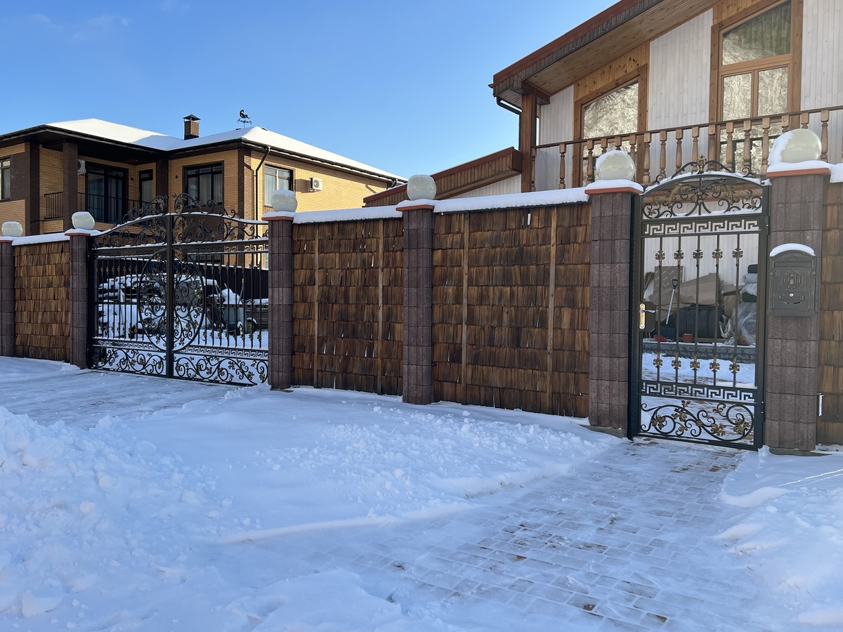 Пример исполнения входной группы нашего производства.