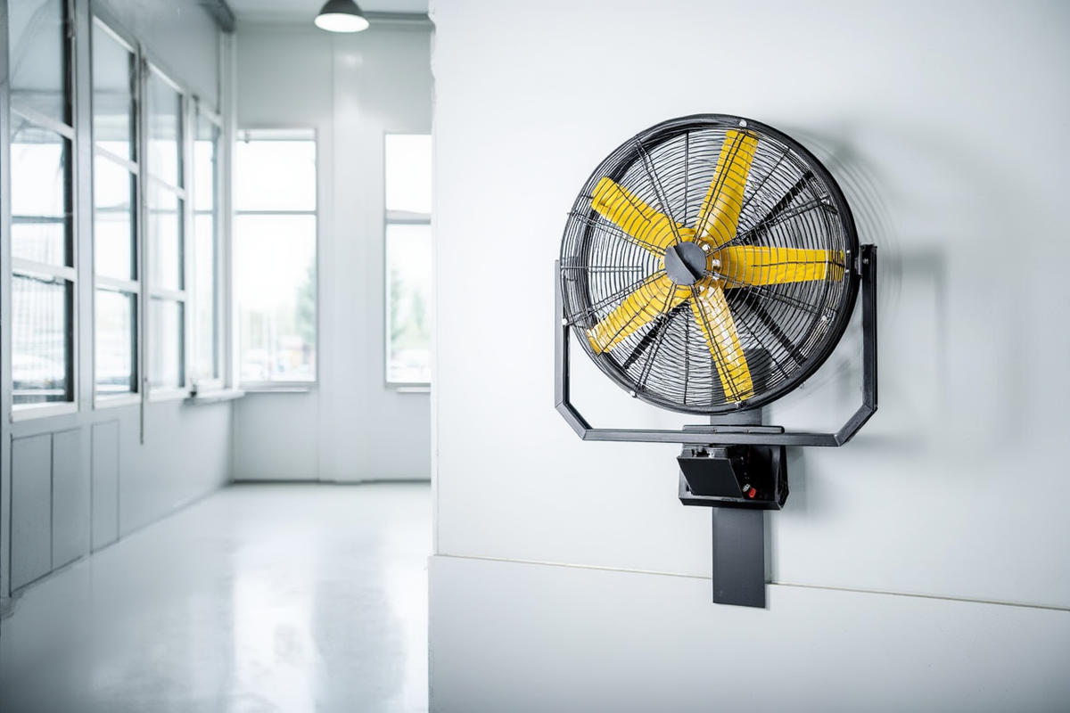 Настенный вентилятор