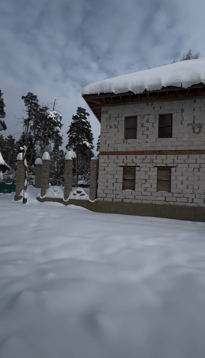 Фото дома после акта передачи.