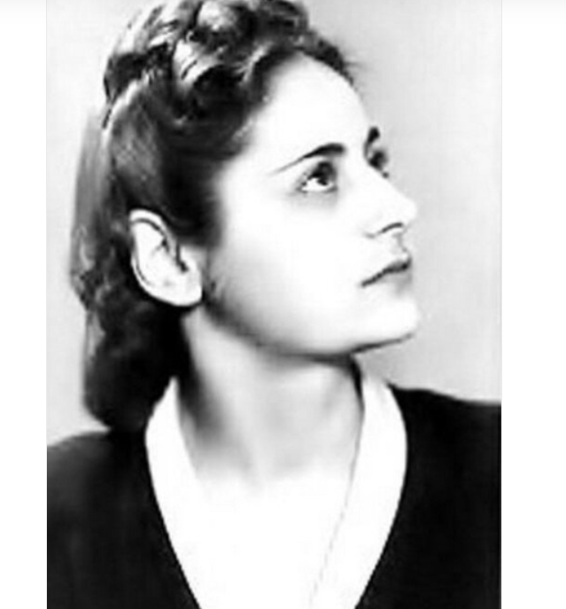 Евгения в молодые годы 