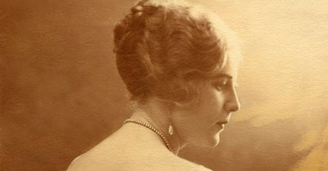 Изабелла Юрьева в молодости