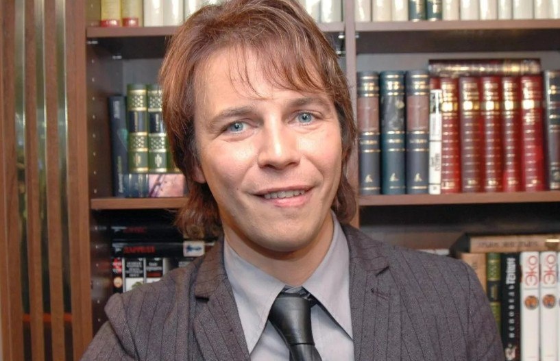 Илья Лагутенко продолжает зарабатывать в России