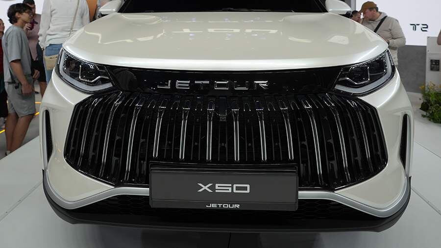 Jetour снял с продажи в России кроссоверы X50 и X70