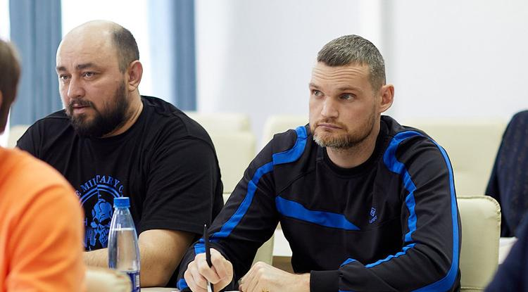 Денис Желтобров (справа). Фото: www.belpressa.ru