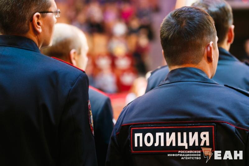    ЕАН / Полицейские