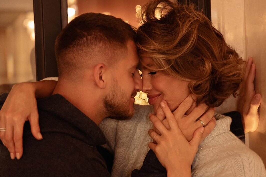     «Мужчину невозможно "увести" из семьи»: Алекса рассказала, как боролась за мужа, оставившего беременную невесту ради нее