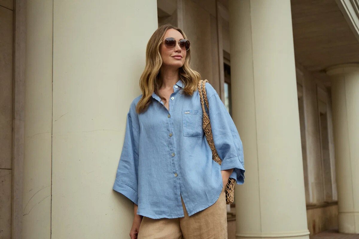 Женские рубашки – это универсальный элемент гардероба, который можно сочетать с различными вещами