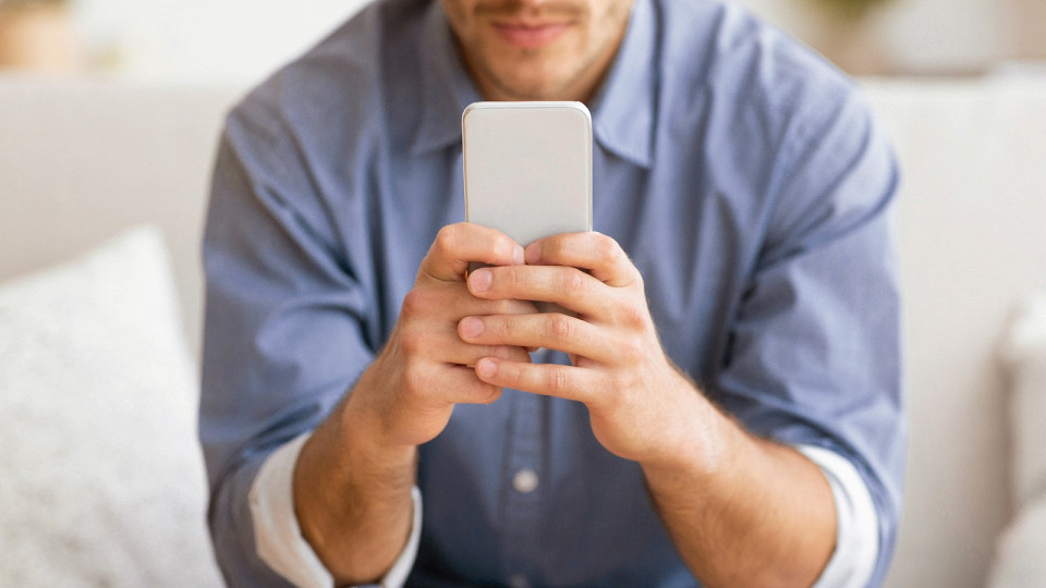 Настройки телефона, ко­то­рые нуж­но из­ме­нить пря­мо сей­час: Android и iPhone