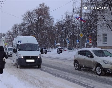 В ульяновском общественном транспорте урезали льготы и отменили скидки