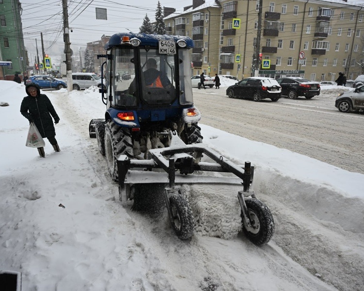     В Курске УК могут лишить лицензий из-за некачественной уборки снега