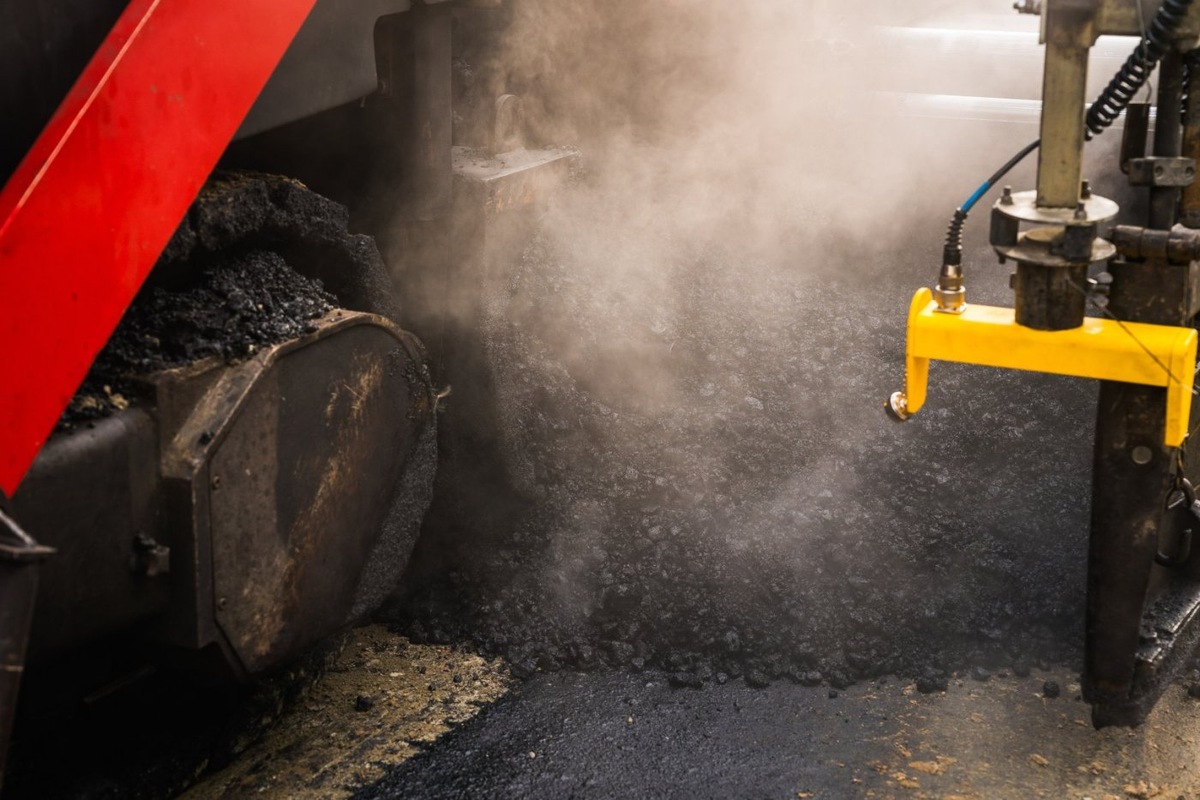    Депдорхоз Югры будет участвовать в ликвидации чрезвычайных ситуаций на автомобильных дорогах региона