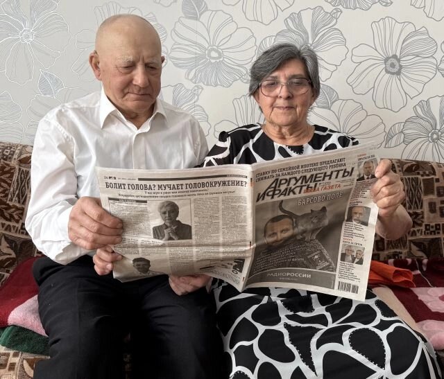    Пигальцевы выписывают и читают газету «Аргументы и факты». Фото: Фото "АиФ-Чувашия"