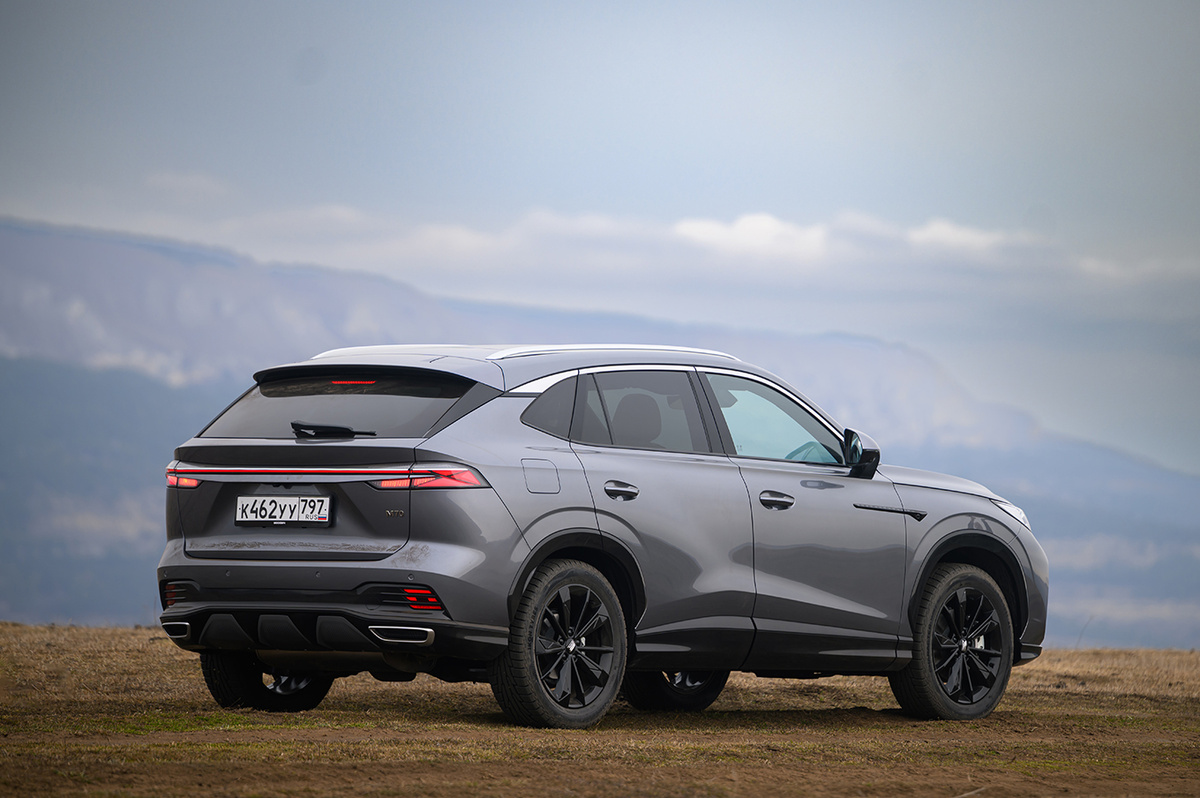 «Москвич М70». Фото: Журнал Авито Авто/Михаил Медведев и Рустем Тагиров