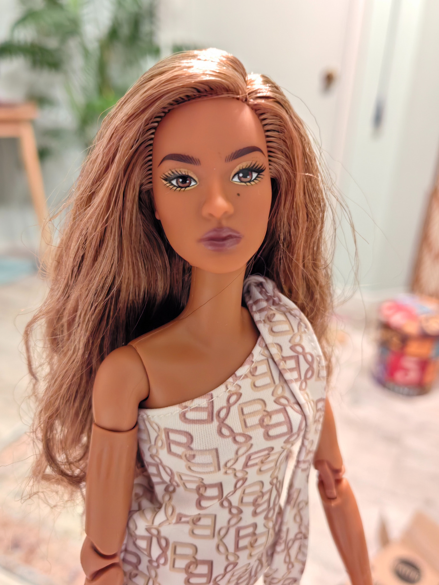 Джулия, молд Model of the Moment Nichelle