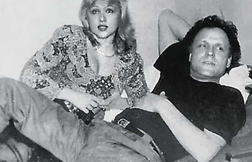 "Я повалил ее на постель, от волнения она вся пошла малиновыми пятнами": Николая Еременко любили женщины, но он не всегда был этому рад