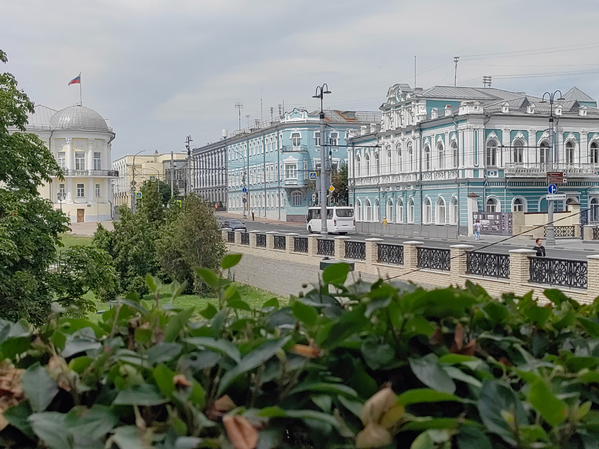 Рязань, перекрёсток Почтовой улицы и улицы Ленина