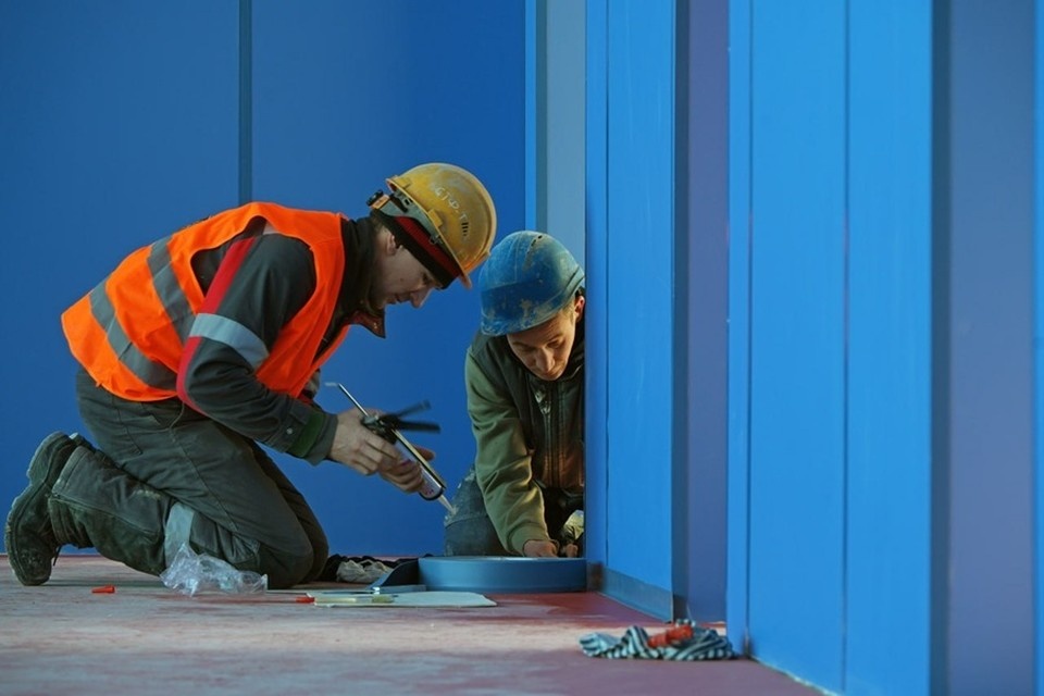    В Мариуполе восстанавливают хирургический корпус городской больницы №2 Александр ИВАНОВ