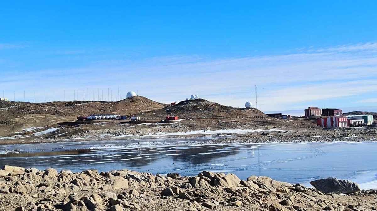 Научная станция Беллинсгаузен, 2026 | Фото Виталия Старочкина специально для Школы Капитанов им. Б. И. Дерушева