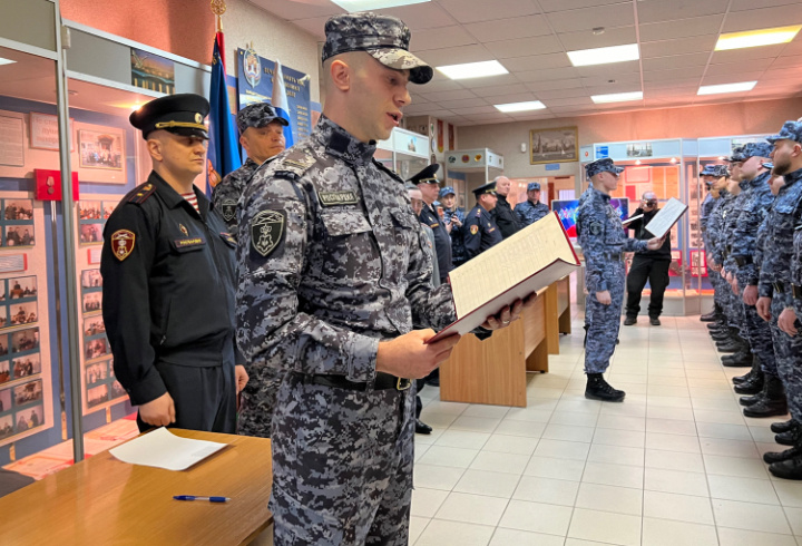 фото: Пресс-служба ФГКУ "УВО ВНГ РФ по г.СПб и ЛО"