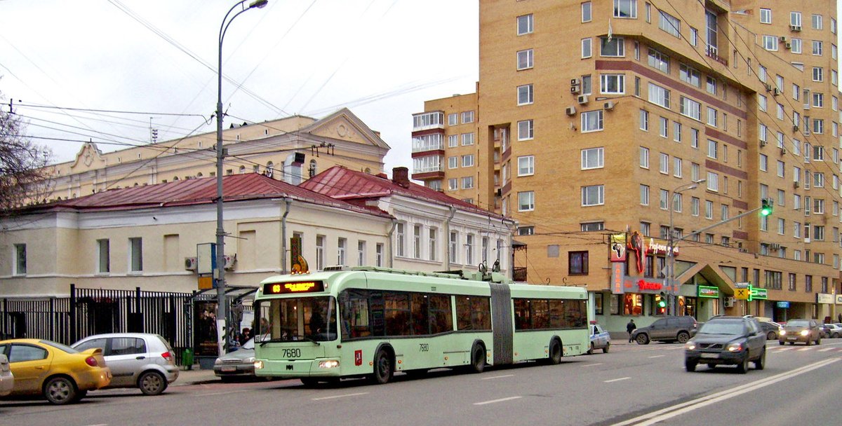 Белорусский троллейбус БКМ-333 на испытаниях в Москве, Таганская улица. 2009 год.