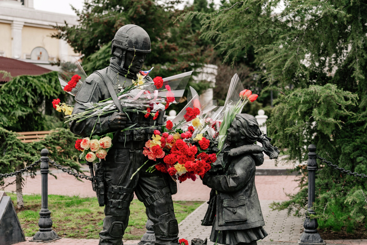 Памятник Вежливым людям в Симферополе
© Туристический портал Республики Крым, Ксения Гасица