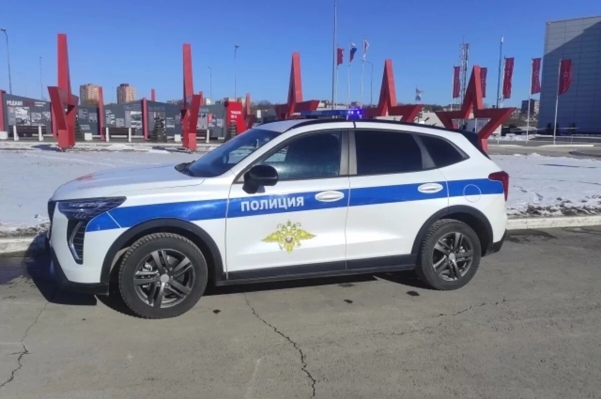    Через силу.