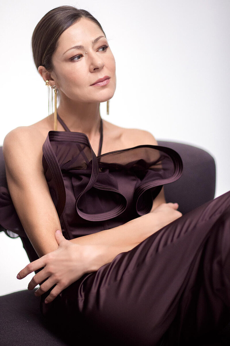    На Елене: комбинезон Elisabetta Franchi, ботильоны Prodan,серьги LIU JO (AllTime) Филипп Гончаров